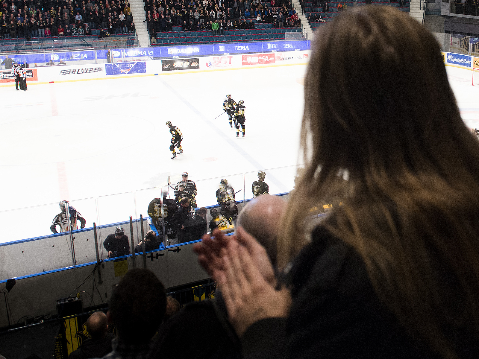 Damkronorna ska spela bronsmatch