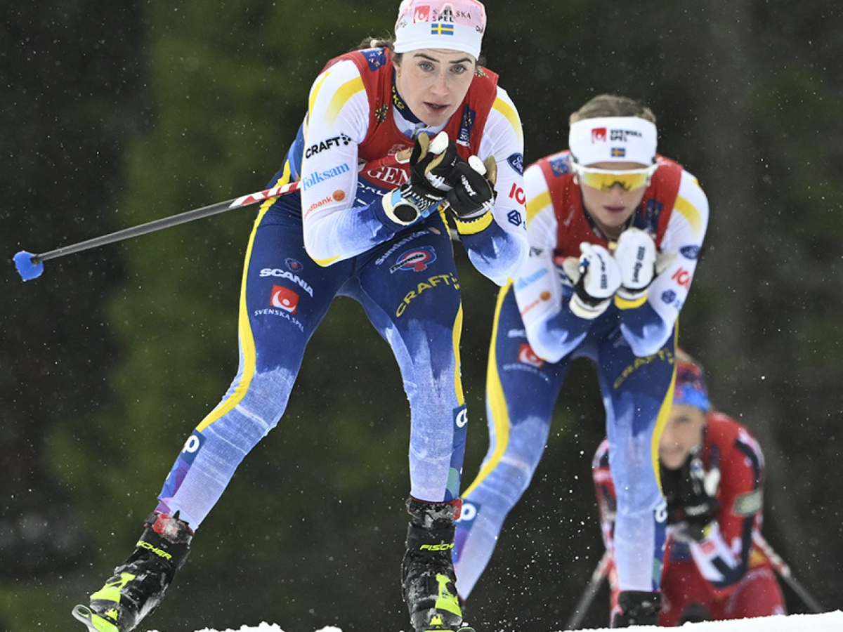 Ebba Andersson och Frida Karlsson med verkar inte vid Världscupen i Davos. Foto: Fredrik Sandberg / TT