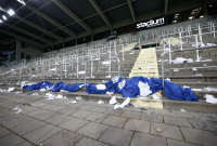IFK Norrköping i förfall. läktarna tomma och frågan är när de fylls igen på Foto: Stefan Jerrevång / TT