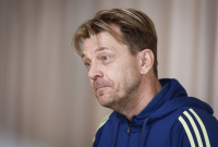 Kräver mycket jobb. Laget är nytt, förbundskaptenen är ny Tony Gustavsson har mycket jobb framför sig Foto: Stefan Jerrevång / TT