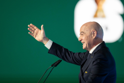 Nej, Han hade inte kontroll över hela fotbollsvärlden. Motståndet är större än vad Infantino hade räknat med. Fot0:Ethan Cairns/The Canadian Press via AP