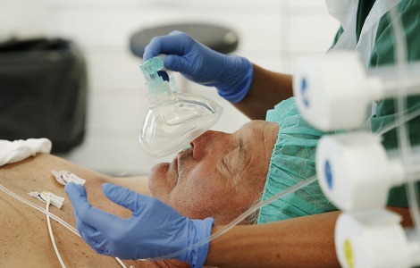 Per Carlén under behandlingen på sjukhuset.